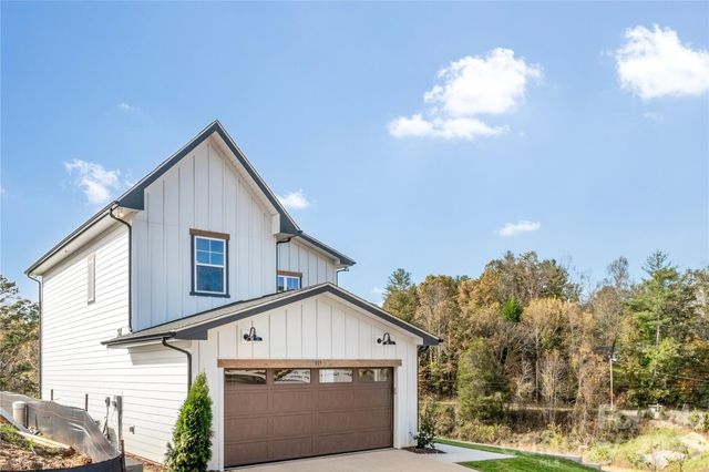 115 Chapel Crossing Lane 2, Weaverville, NC 28787
