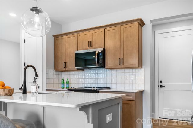 115 Chapel Crossing Lane 2, Weaverville, NC 28787