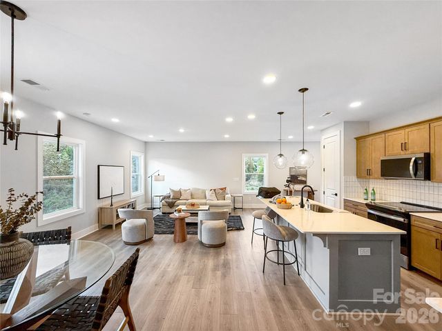 115 Chapel Crossing Lane 2, Weaverville, NC 28787