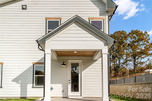 115 Chapel Crossing Lane 2, Weaverville, NC 28787