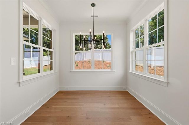 2737 Zuni Court, Winston-salem, NC 27106