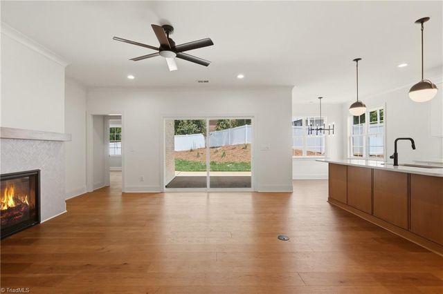 2737 Zuni Court, Winston-salem, NC 27106