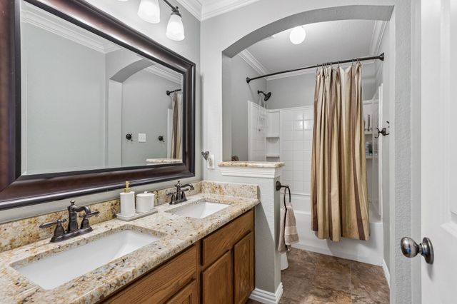 5804 Silver Leaf Drive, Mckinney, TX 75070