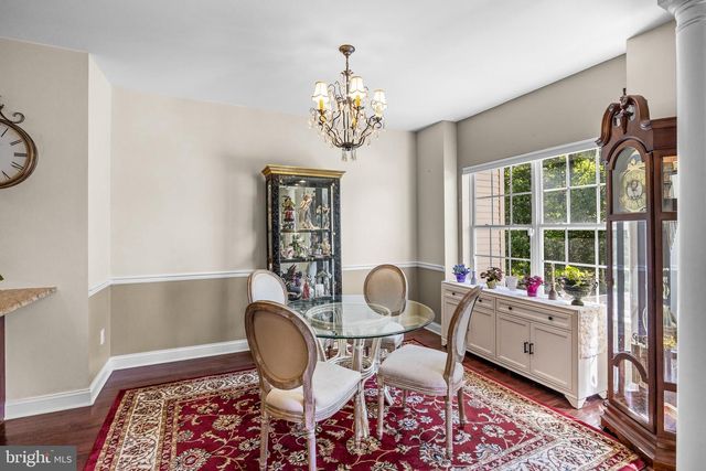25 GLACIER DR, Berlin, NJ 08009
