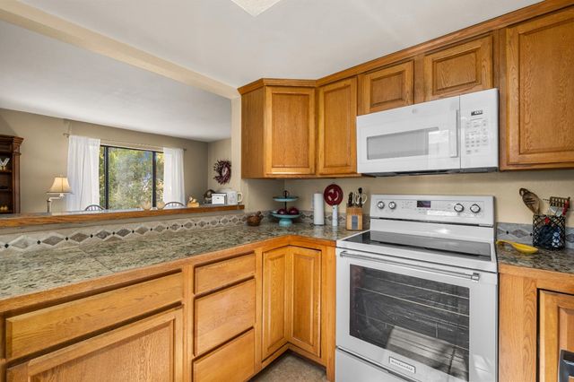 3425 Santos Ct, Cameron Park, CA 95682