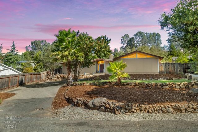 3425 Santos Ct, Cameron Park, CA 95682