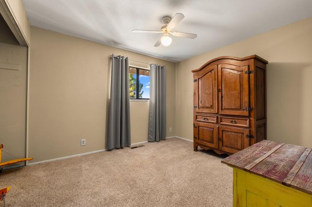 3425 Santos Ct, Cameron Park, CA 95682