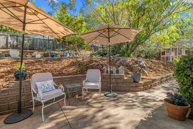 3425 Santos Ct, Cameron Park, CA 95682
