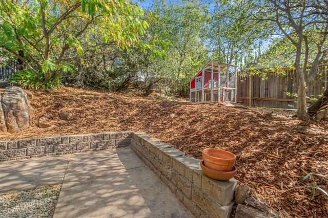 3425 Santos Ct, Cameron Park, CA 95682