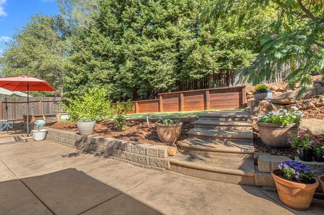 3425 Santos Ct, Cameron Park, CA 95682