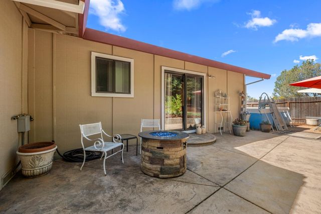 3425 Santos Ct, Cameron Park, CA 95682