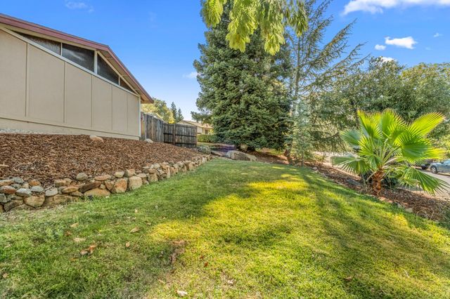 3425 Santos Ct, Cameron Park, CA 95682