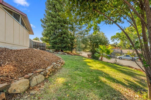 3425 Santos Ct, Cameron Park, CA 95682