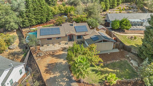3425 Santos Ct, Cameron Park, CA 95682