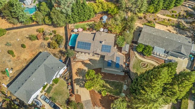 3425 Santos Ct, Cameron Park, CA 95682