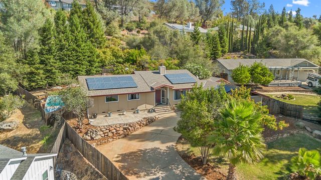 3425 Santos Ct, Cameron Park, CA 95682