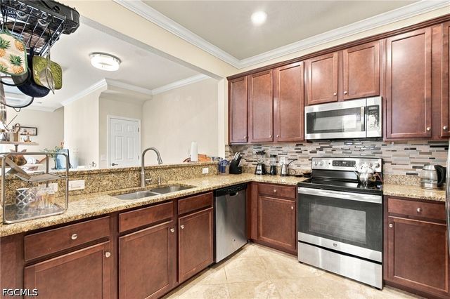10168 Via Colomba CIR, Fort Myers, FL 33966