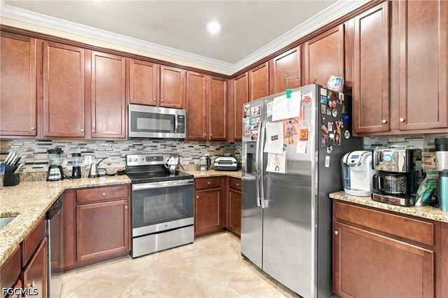 10168 Via Colomba CIR, Fort Myers, FL 33966