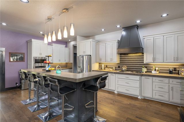 212 Madison 7308, Huntsville, AR 72740