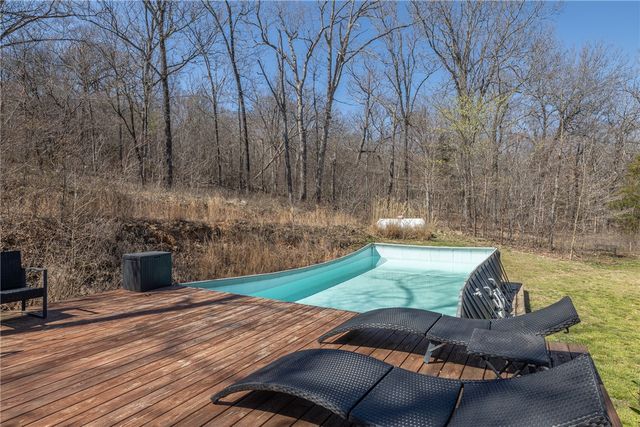 212 Madison 7308, Huntsville, AR 72740