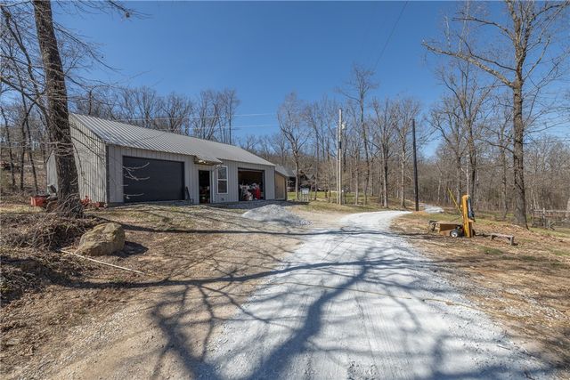 212 Madison 7308, Huntsville, AR 72740