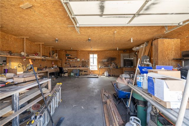 212 Madison 7308, Huntsville, AR 72740