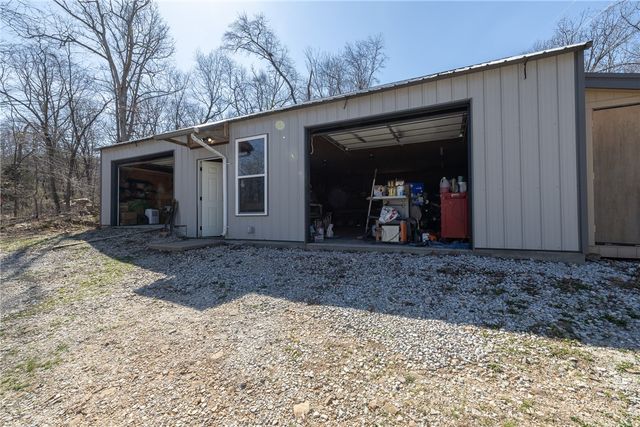 212 Madison 7308, Huntsville, AR 72740