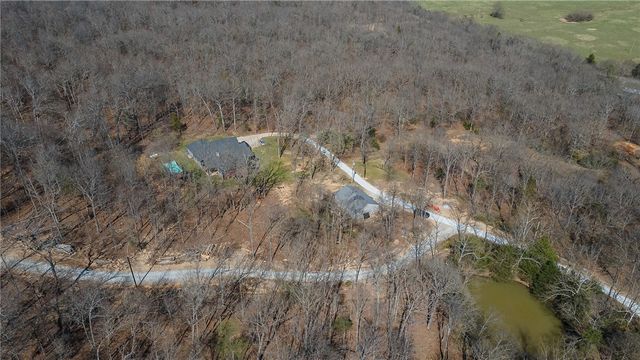 212 Madison 7308, Huntsville, AR 72740