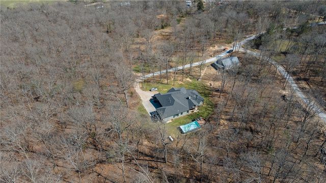 212 Madison 7308, Huntsville, AR 72740