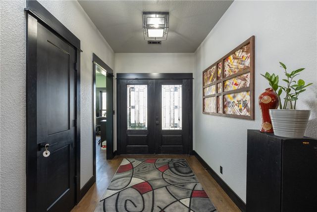 212 Madison 7308, Huntsville, AR 72740