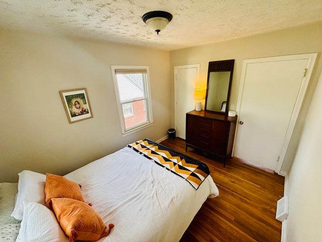 1411 Philadelphia Avenue SE, Grand Rapids, MI 49507