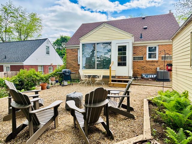 1411 Philadelphia Avenue SE, Grand Rapids, MI 49507