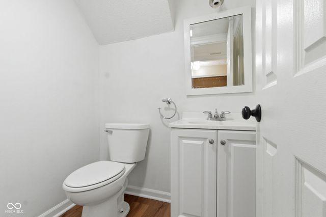 2627 Fox Valley Place, Indianapolis, IN 46268