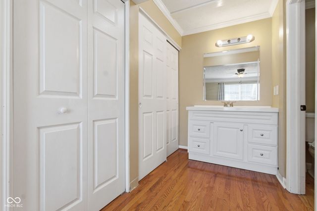 2627 Fox Valley Place, Indianapolis, IN 46268