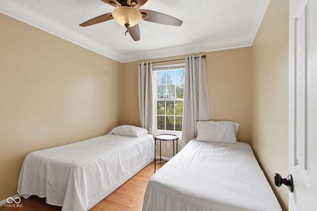 2627 Fox Valley Place, Indianapolis, IN 46268