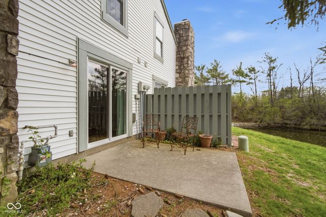 2627 Fox Valley Place, Indianapolis, IN 46268