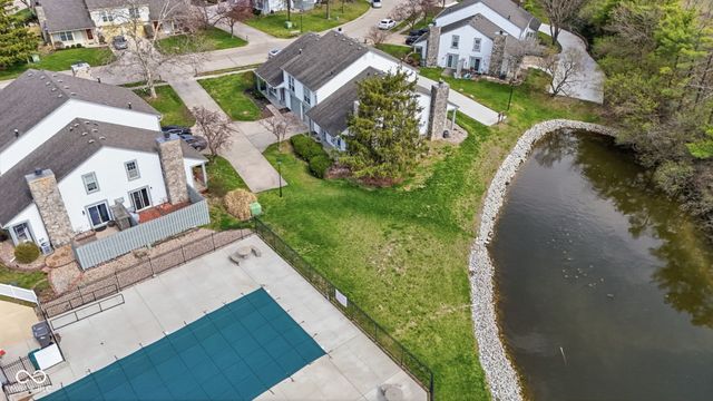 2627 Fox Valley Place, Indianapolis, IN 46268