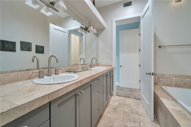307 Kansas Street A, El Segundo, CA 90245