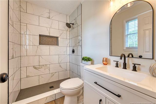 825 Fresno Drive, Fayetteville, NC 28303