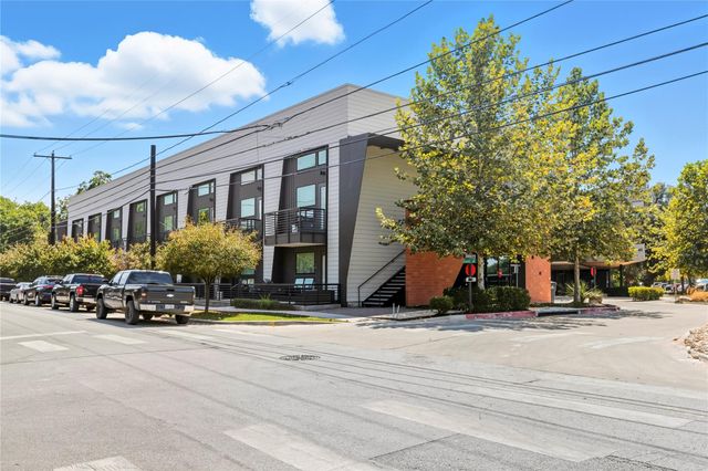 49 Navasota ST 205, Austin, TX 78702