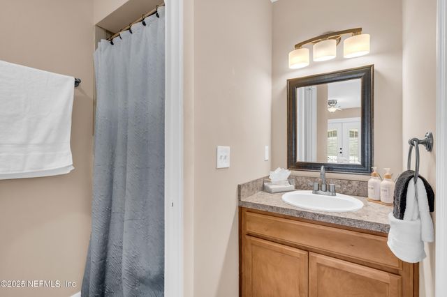 1052 PENMAN Road, Jacksonville Beach, FL 32250