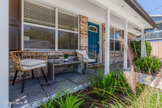 1052 PENMAN Road, Jacksonville Beach, FL 32250
