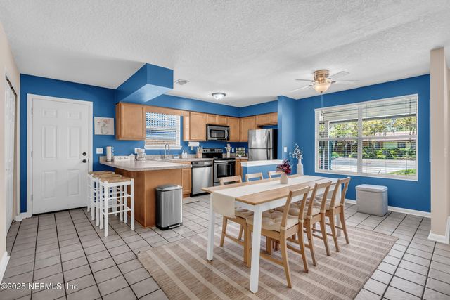 1052 PENMAN Road, Jacksonville Beach, FL 32250