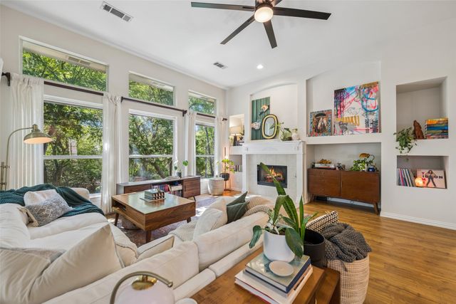 402 Brookside Drive, Lake Dallas, TX 75065