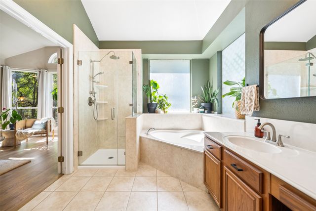 402 Brookside Drive, Lake Dallas, TX 75065