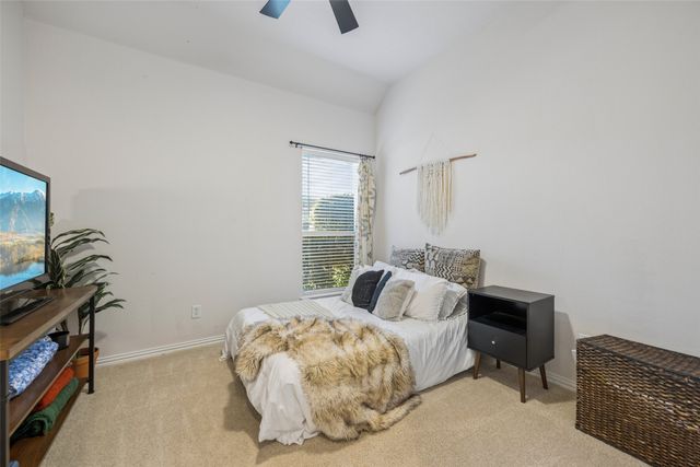 402 Brookside Drive, Lake Dallas, TX 75065