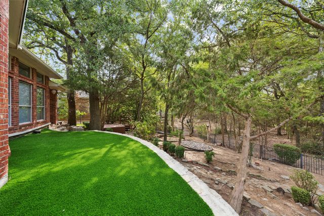 402 Brookside Drive, Lake Dallas, TX 75065