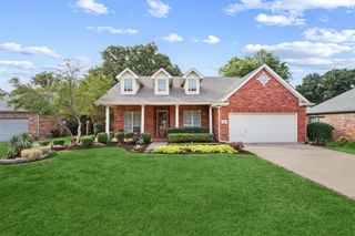 402 Brookside Drive, Lake Dallas, TX 75065