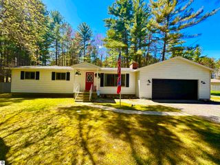 881 Geller Court, East Tawas, MI 48730