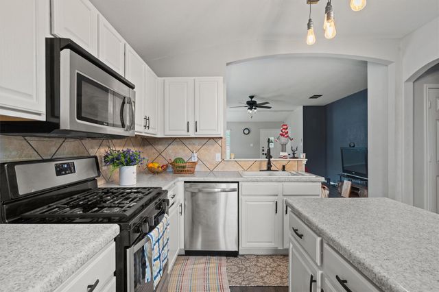 18029 Basketflower BND, Elgin, TX 78621